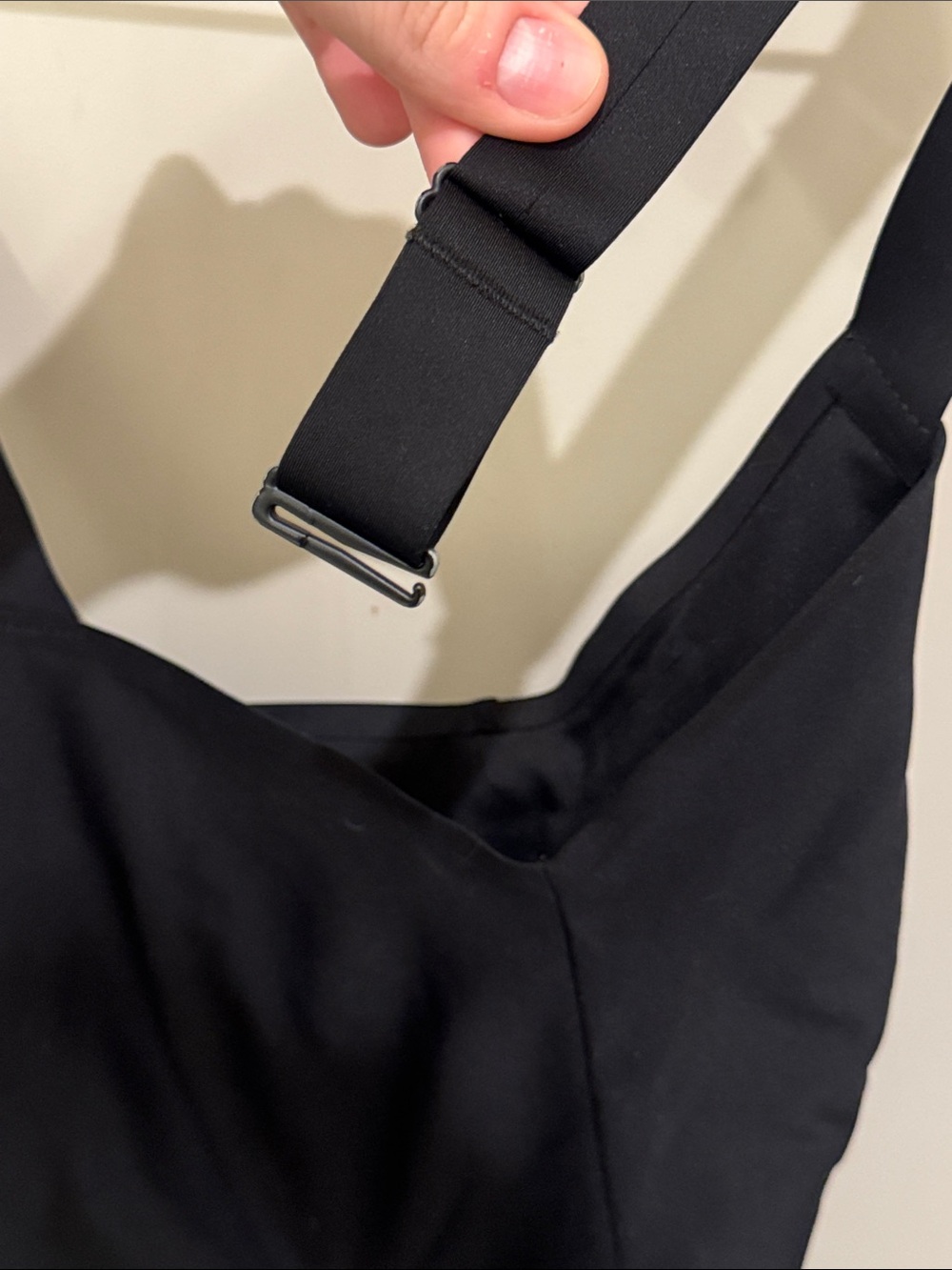 ALO airlift strength bra - Picture 6 of 7